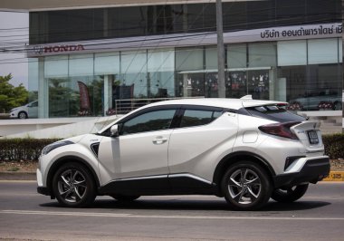 Toyota Chr küçük araba Crossover Suv hibrit araba. 