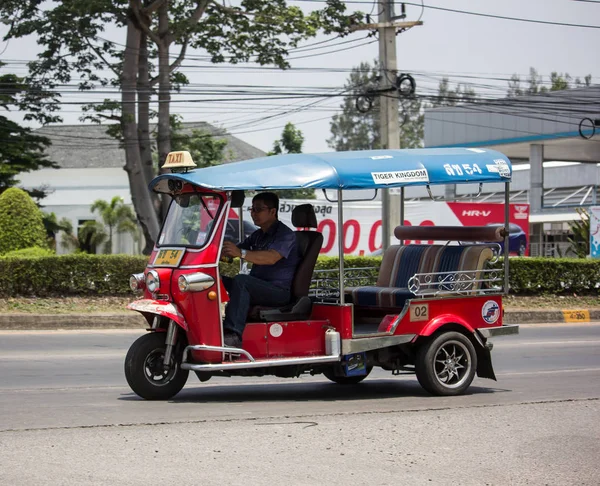 Tuk tuk taxi chiangmai Service in city and around. — Stock Photo, Image