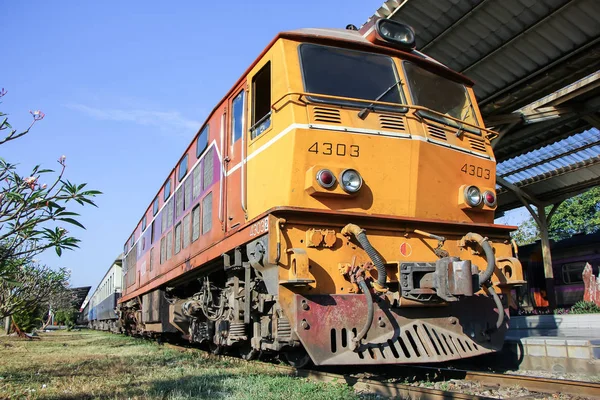 Old Dlesel Alsthom locomotive — Stock Photo, Image