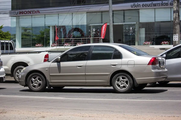 Ιδιωτικό παλιό αυτοκίνητο Honda Civic — Φωτογραφία Αρχείου