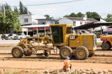  Cat 140k motor grader Şantiyede.