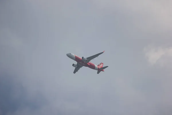 Airbus A320-200 da Airasia tailandesa . — Fotografia de Stock