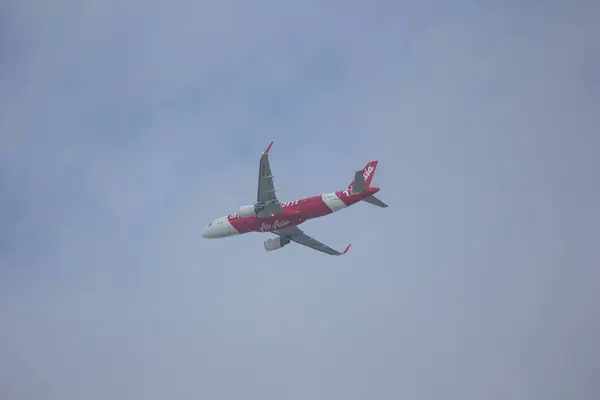 Airbus A320-200 тайський Airasia. — стокове фото