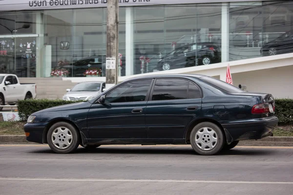 Coche viejo privado, Toyota Corona —  Fotos de Stock