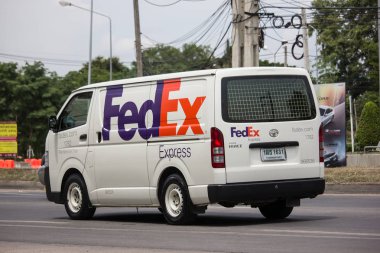 FedEx lojistik van.  