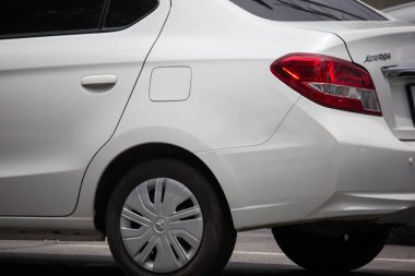 Özel araba Mitsubishi çekin.