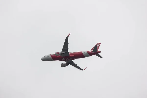 Airbus A320-200 da Airasia tailandesa . — Fotografia de Stock