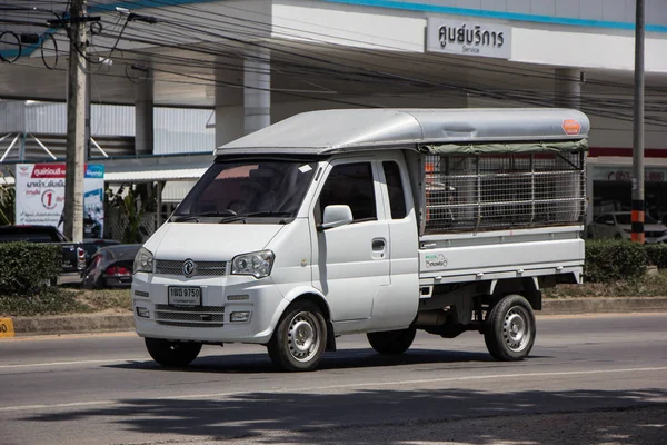 Мини-частный грузовик Tongfong — стоковое фото