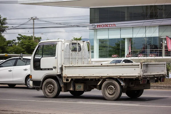 Private Nissan ATLAS 100 Cargo Truck. — Stock Photo, Image