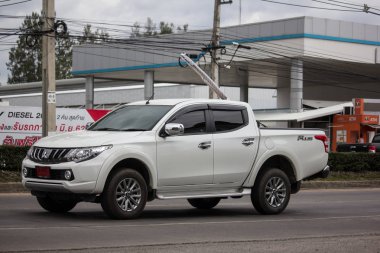 Özel araba, Mitsubishi Triton kamyonet.