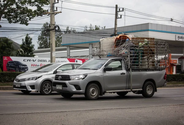 Camion privé Toyota Hilux Revo — Photo