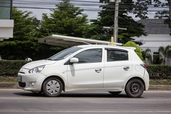 Eco coche privado Mitsubishi Mirage — Foto de Stock