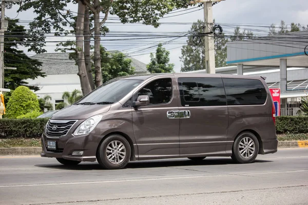 Furgoneta de lujo privada de Hyundai Corea. Hyundai H1 . — Foto de Stock