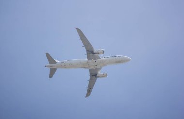 Dragonair Airbus A320-200