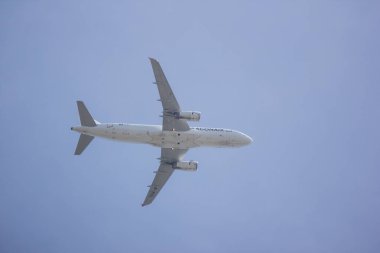 Dragonair Airbus A320-200