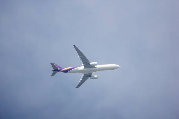 Airbus A330-300 de Thai Airways — Foto de Stock