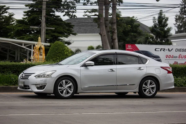 Coche privado, Nissan Teana . — Foto de Stock