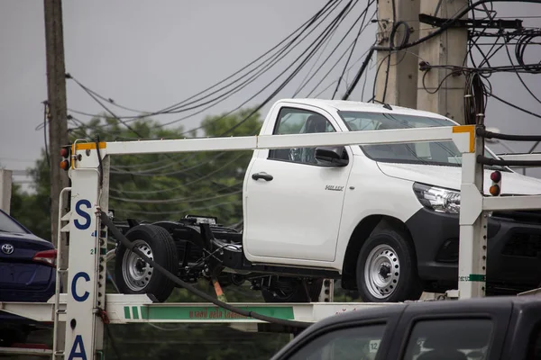 Özel kamyonet araba Toyota Hilux Revo — Stok fotoğraf