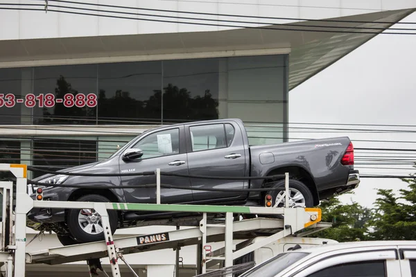 Privato pick-up auto Toyota Hilux Revo — Foto Stock