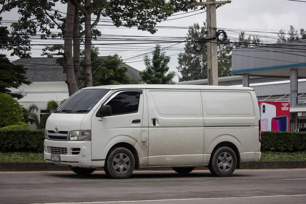 Privat Toyota Ventury van — Stockfoto