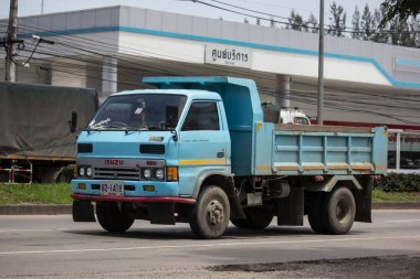 Özel Isuzu damperli kamyon. 