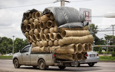 Özel Isuzu Dmax kamyonet. 