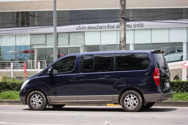 Furgoneta de lujo privada de Hyundai Corea. Hyundai H1 . — Foto de Stock