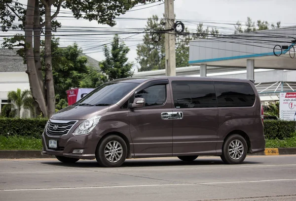 Furgoneta de lujo privada de Hyundai Corea. Hyundai H1 . — Foto de Stock