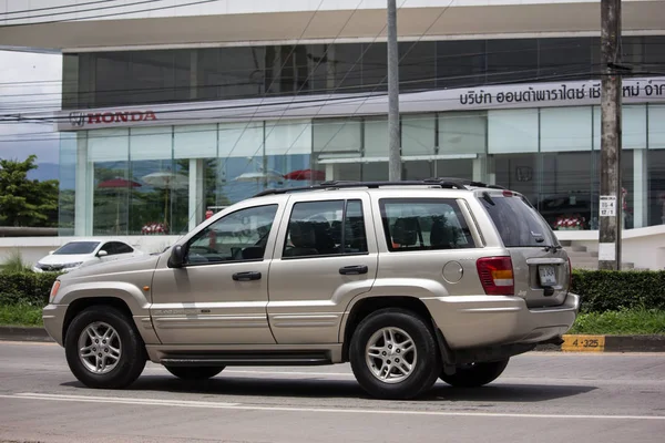 Jipe privado 4X4 Cherokee carro . — Fotografia de Stock