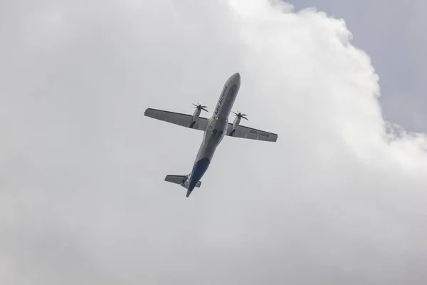 Atr72-600 Laoské letecké společnosti — Stock fotografie