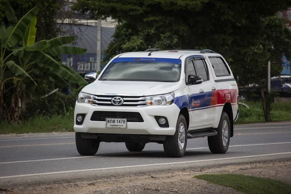 Camioneta Toyota Hilux Revo de Dhiphaya Seguros — Foto de Stock