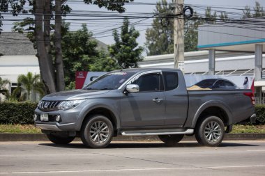 Özel araba, Mitsubishi Triton kamyonet.