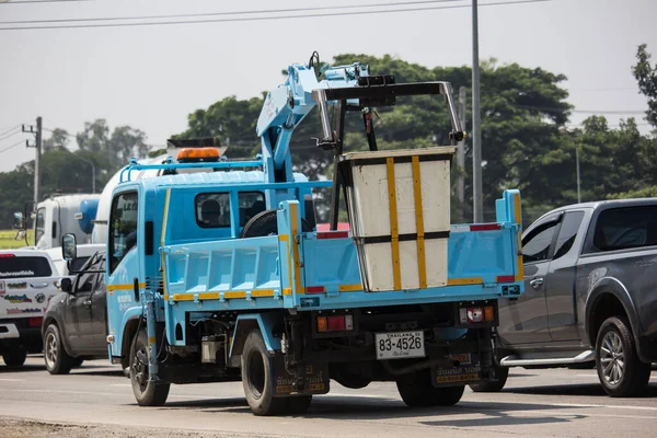 Bucket truck of Nongjom Subdistrict Administrative Organization — Stock Photo, Image