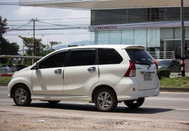 Özel Toyota Avanza araba.