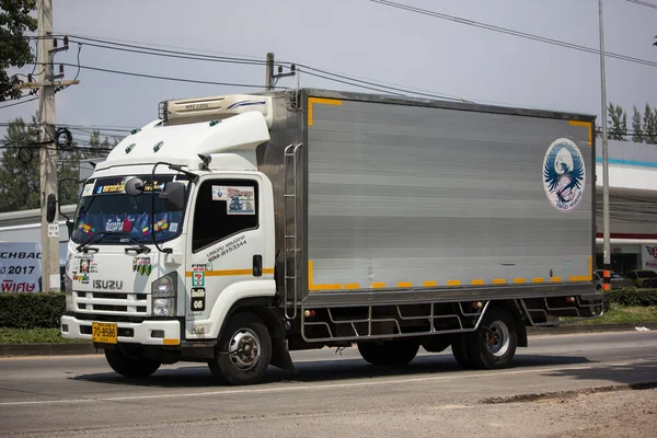 Camião de carga privado Isuzu . — Fotografia de Stock