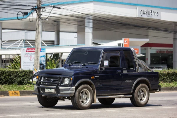 Prywatny samochód, Suzuki Caribian. — Zdjęcie stockowe