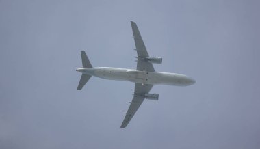 Dragonair Airbus A320-200