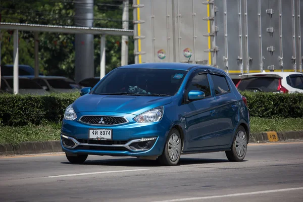 Eco coche privado Mitsubishi Mirage — Foto de Stock