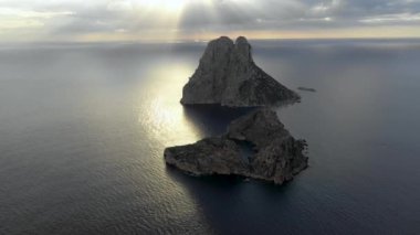 Bir kuş-göz görüş-Island Isla de es Vedra. Ibiza ve Balear Adaları.