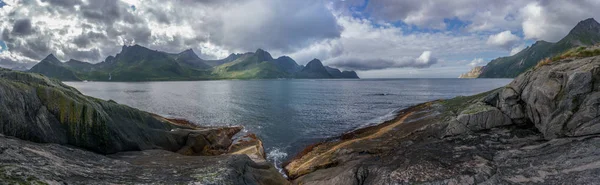 Arctic mountains and fjord in northern Norway at summer — Stock Photo, Image