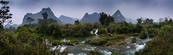 Waterfall Bondjok. North Vietnam. — Stock Photo, Image
