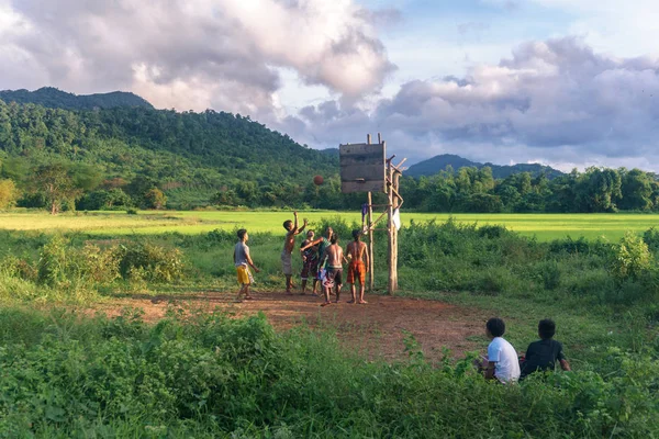 菲律宾的乡村篮球 — 图库照片