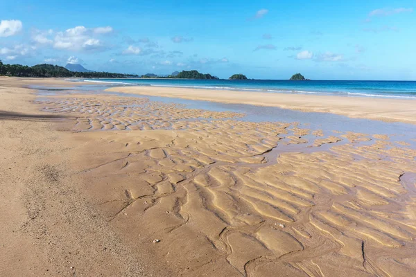 Vista panorâmica da praia gêmea em El Nido, Palawan, Filipinas — Fotografia de Stock