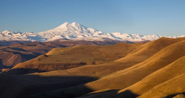 Elbrus Rusia Mañana Las Montañas — Foto de Stock