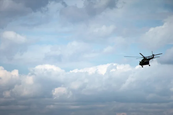 Vista Helicóptero Militar Russo Voador — Fotografia de Stock