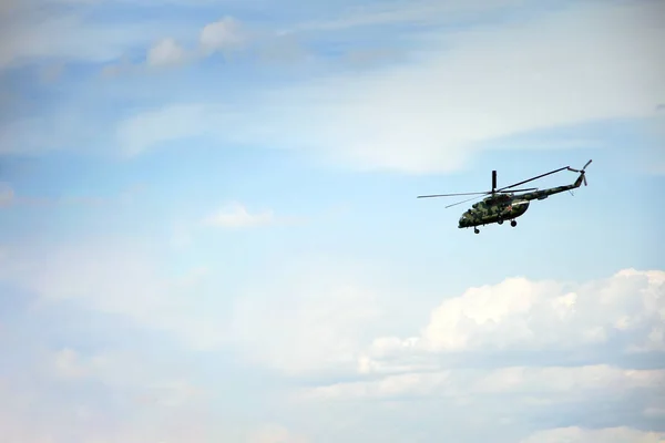 Rosyjski wojskowy helikopter — Zdjęcie stockowe