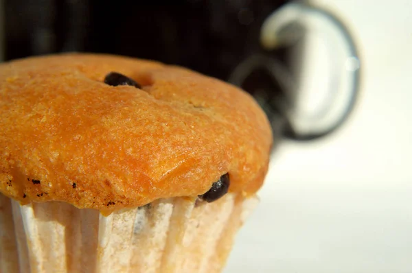 Muffin Mit Tasse Kaffee Geringe Schärfentiefe — Stockfoto