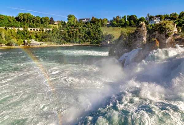 Regenboog Rivier Van Rijn Waterval Rotsen Razende Beek — Stockfoto