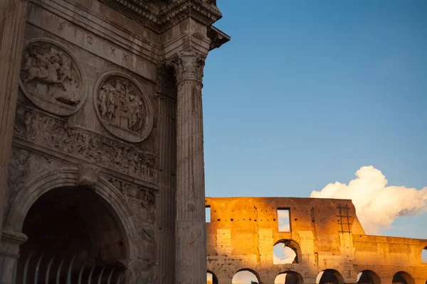 Вид Колізей Біля Арки Constatine Рим Італія — стокове фото
