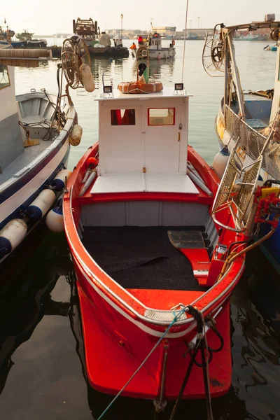 Ein Blaues Schönes Boot Das Hafen Festgemacht Hat — Stockfoto